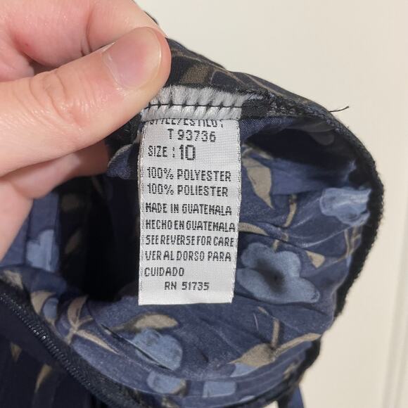 Vintage Sag Harbor Pleated  Blue and Black Floral Maxi Skirt Size 10 - Picture 6 of 7